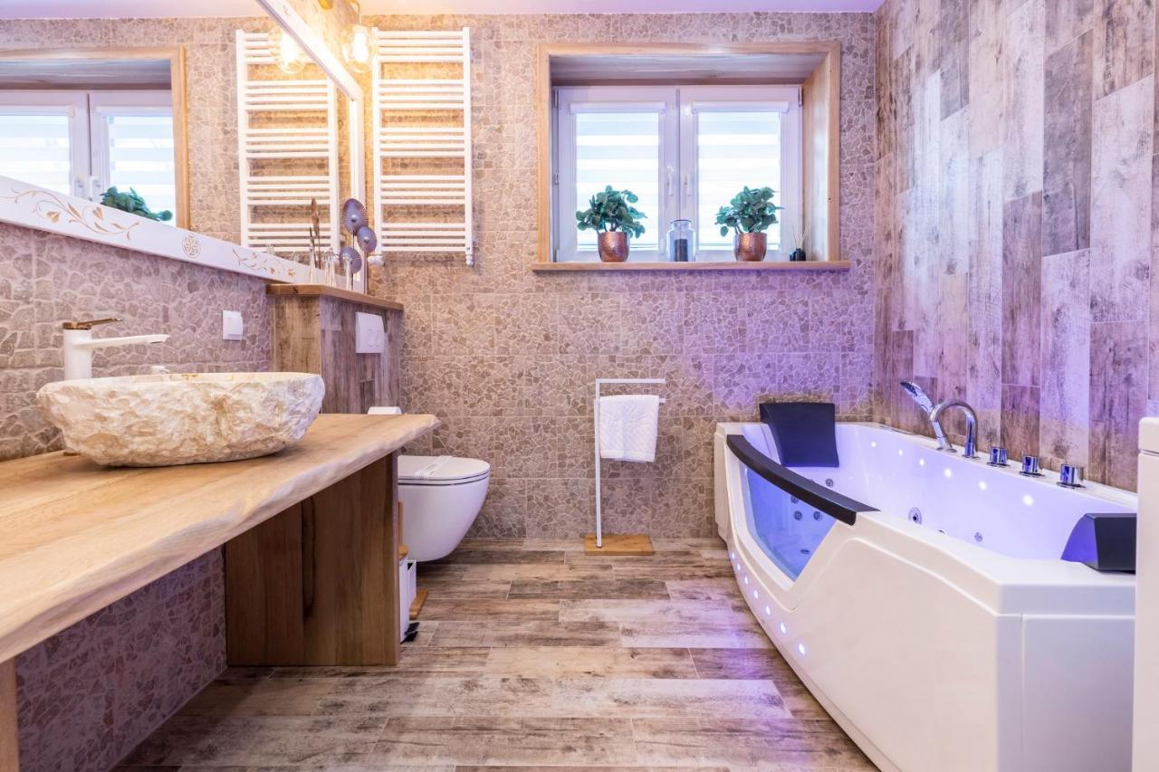 Apartamento Bunia W Zakopanem Z Jacuzzi Exterior foto