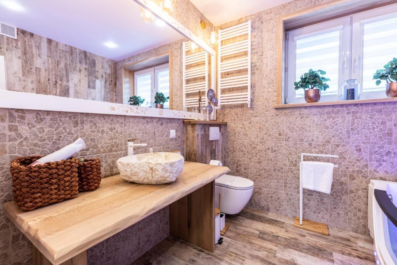 Apartamento Bunia W Zakopanem Z Jacuzzi Exterior foto