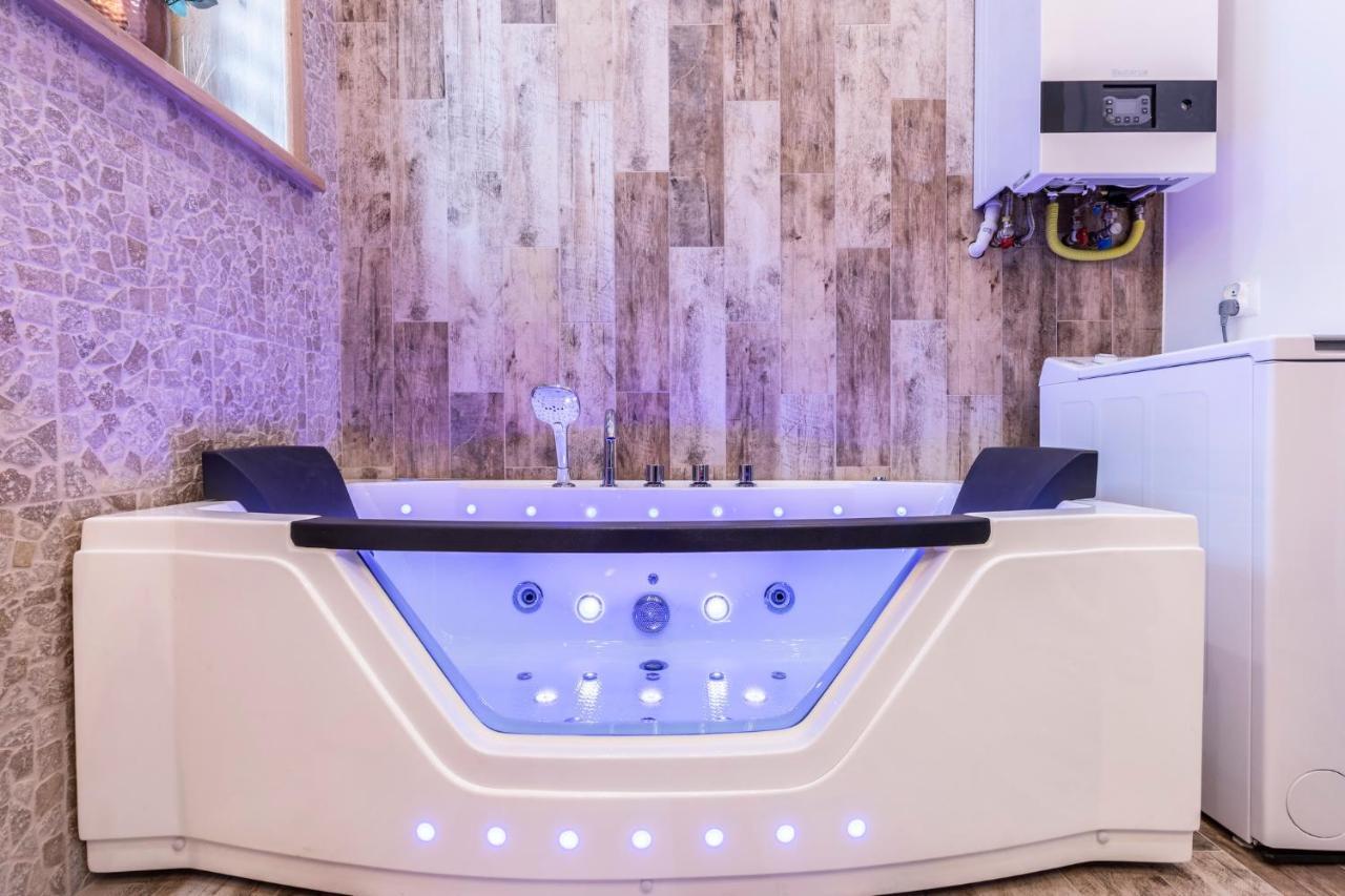 Apartamento Bunia W Zakopanem Z Jacuzzi Exterior foto